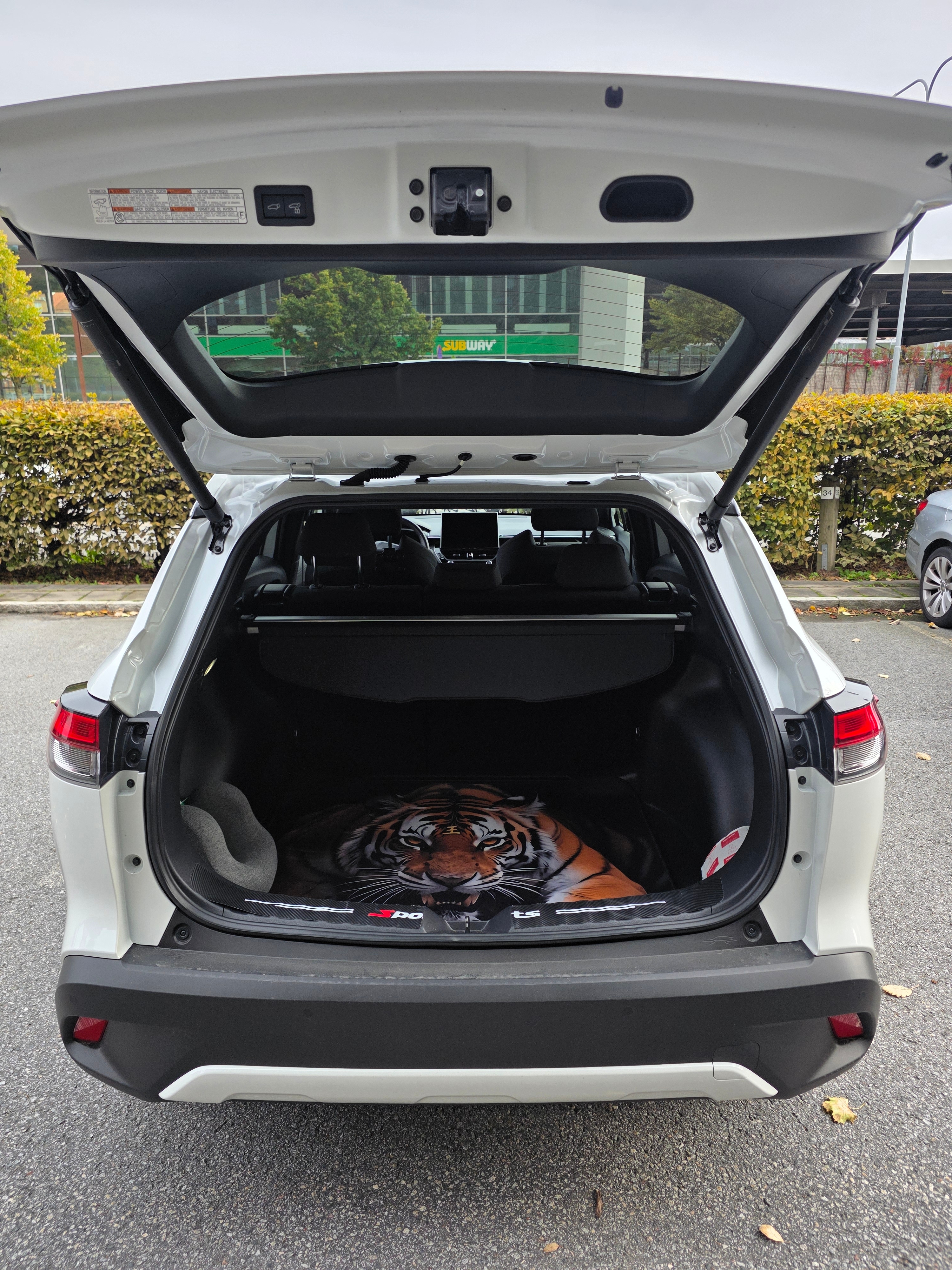 Toyota Corolla Cross Hybrid e-CVT 2025, bild 5/10