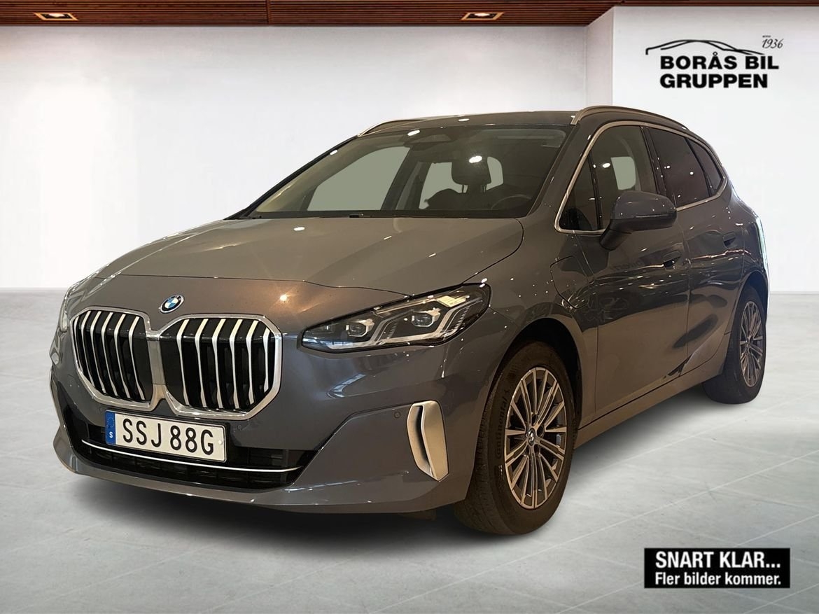 BMW 225