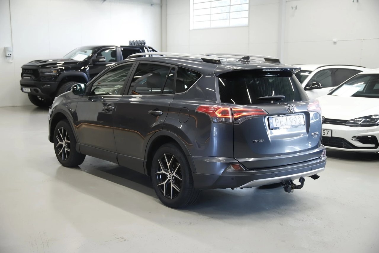 Toyota RAV4 2017, bild 4/16