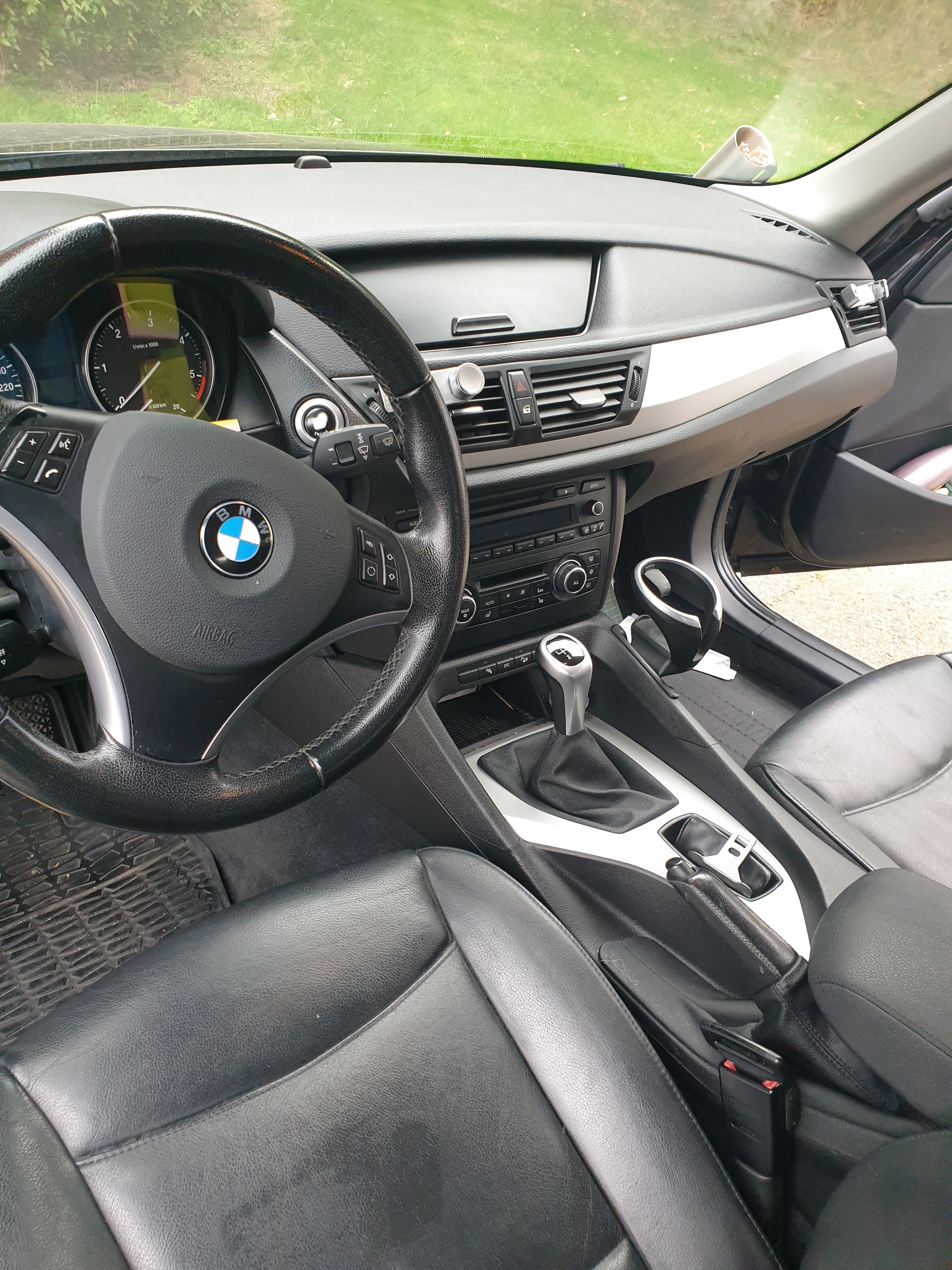 BMW X1 xDrive20d Manuell 2010, bild 2/6
