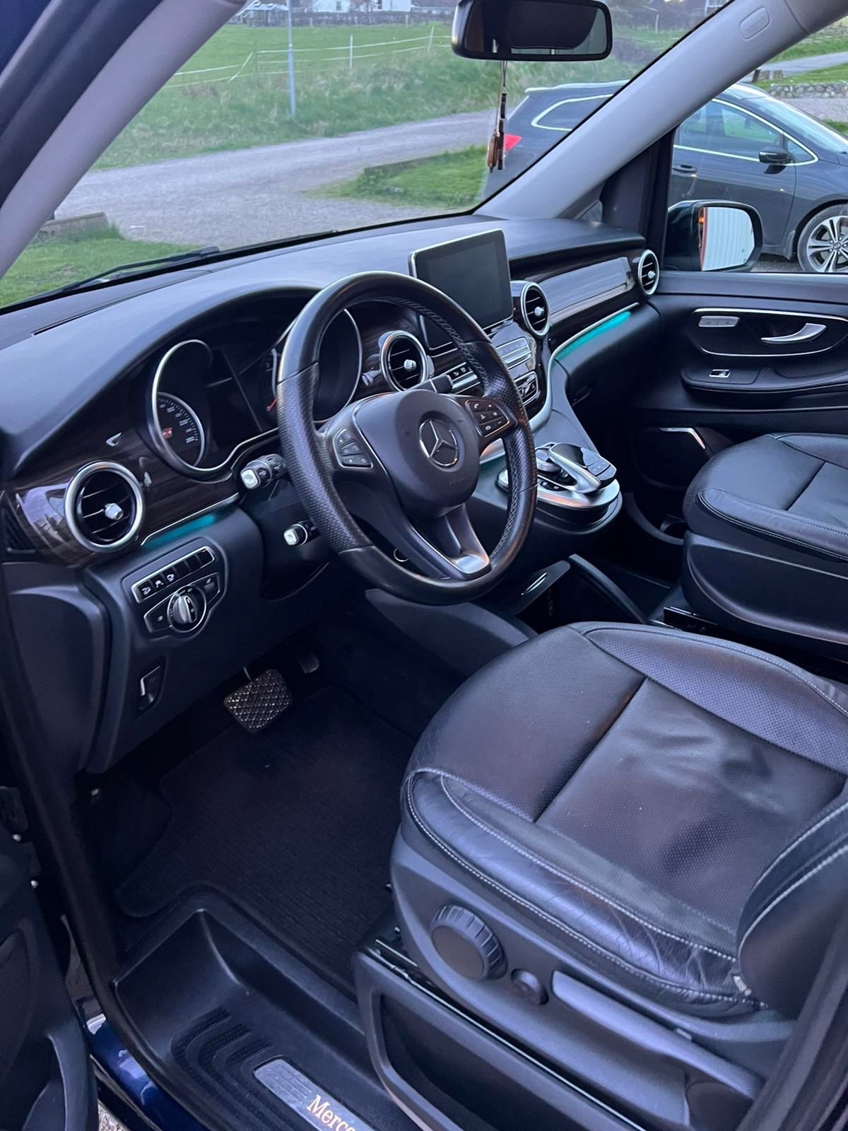 Mercedes-Benz V 2017, bild 5/7