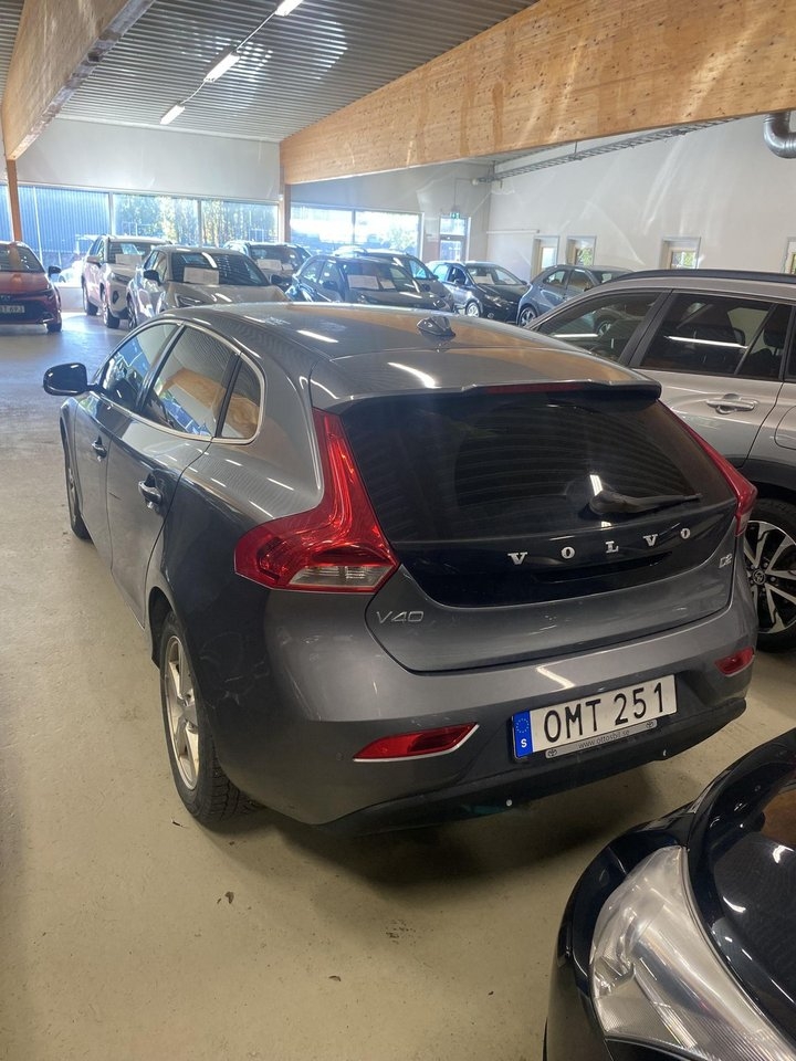 Volvo V40 D2 2015, bild 2/3