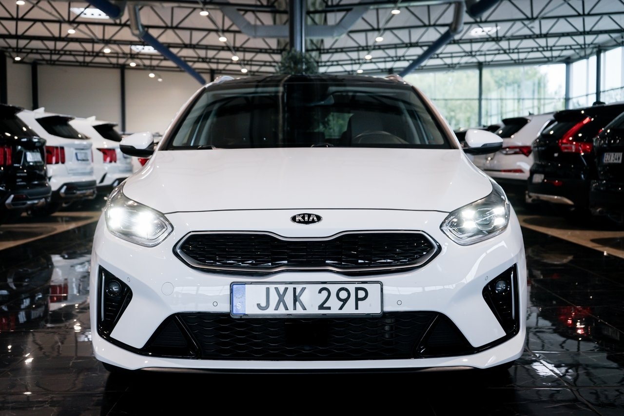 Kia Ceed Sportswagon Plug-in Hybrid DCT 2021, bild 2/10