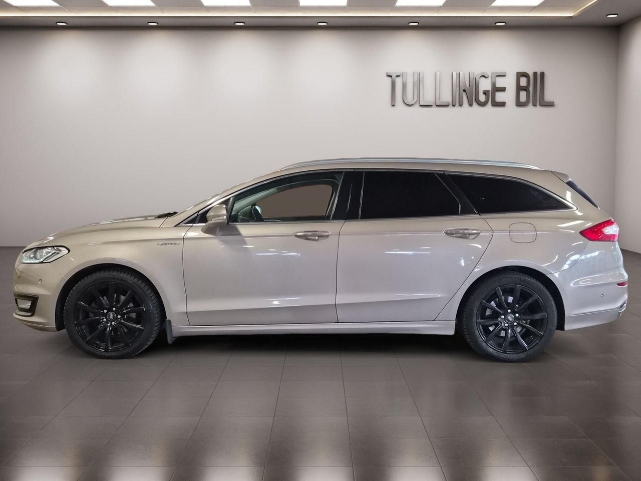 Ford Mondeo 2017, bild 2/10
