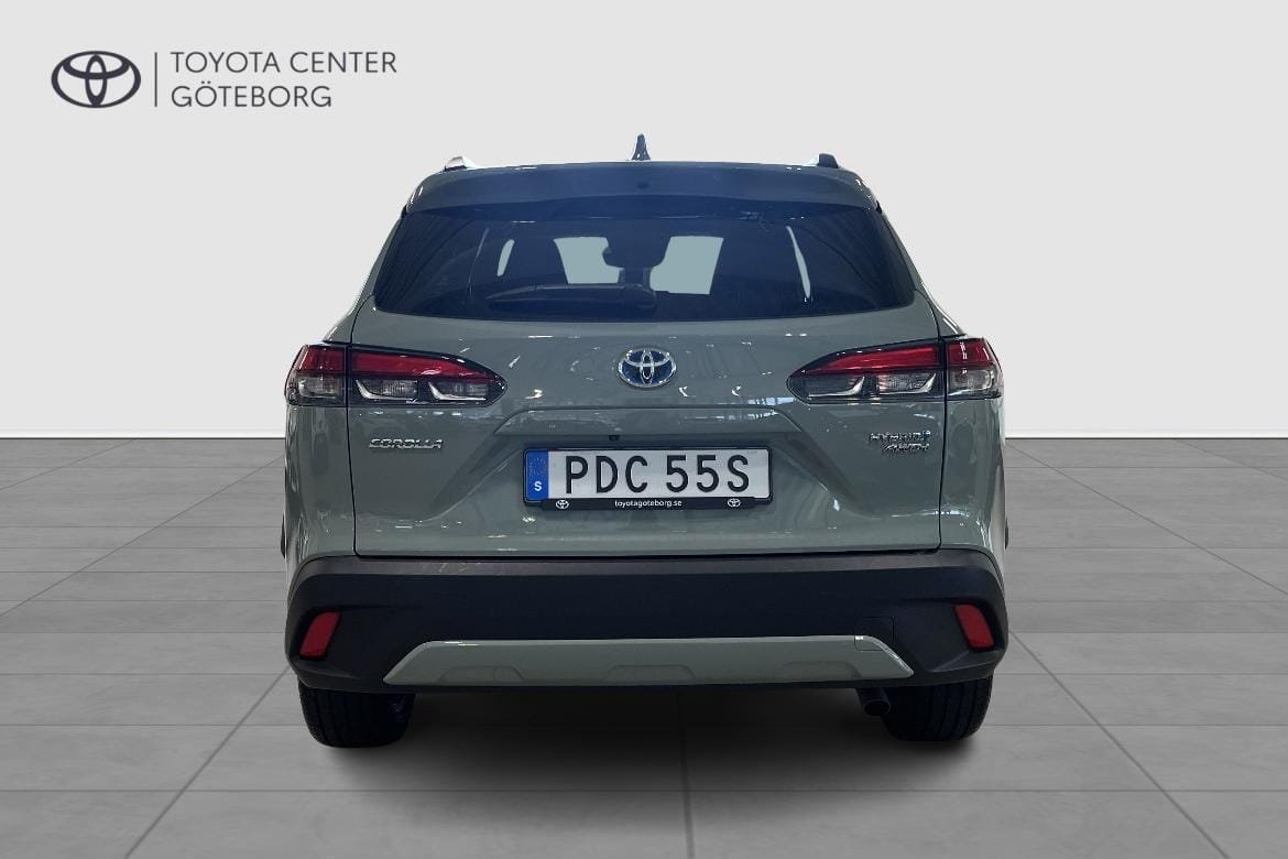 Toyota Corolla Cross Hybrid AWD-i 2023, bild 6/10