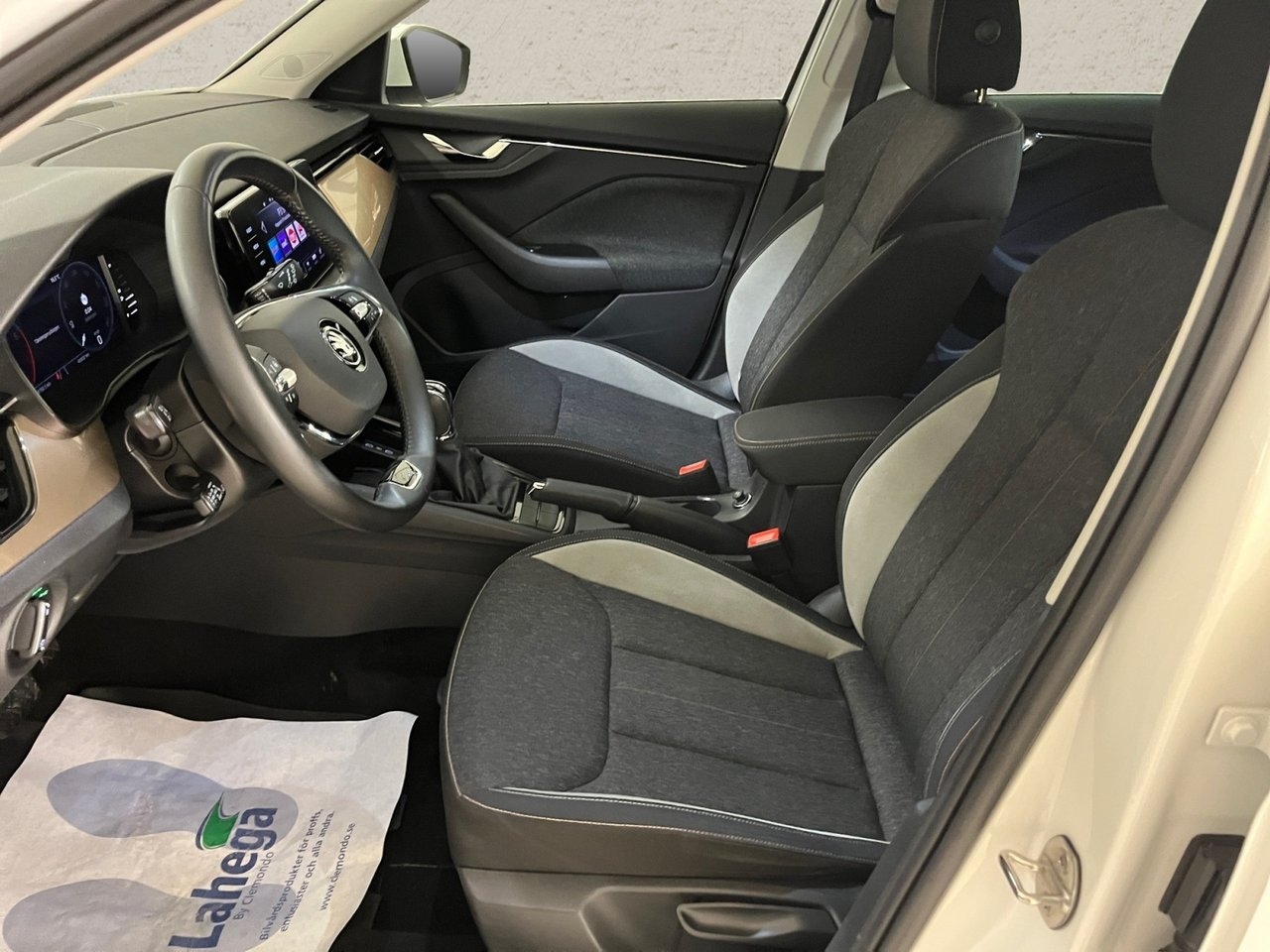 Skoda Kamiq 2023, bild 3/7