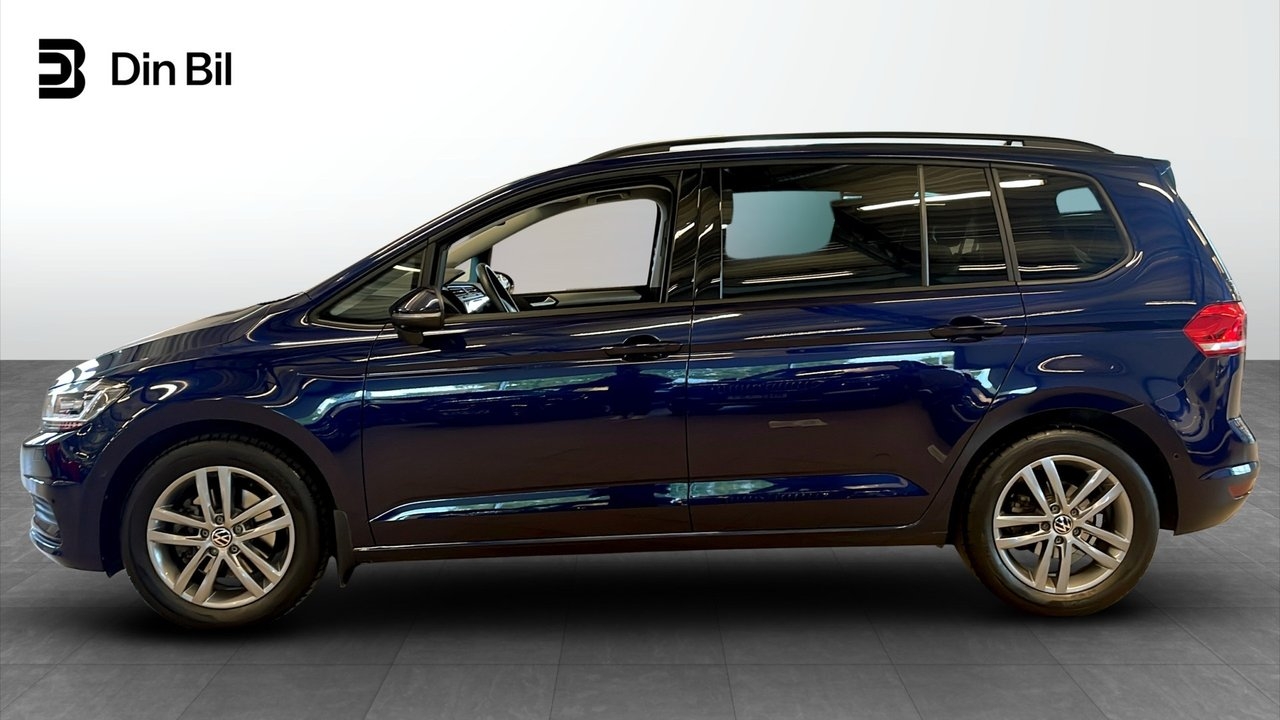 Volkswagen Touran LIFE 1.5 TSI Drag 2025, bild 2/10