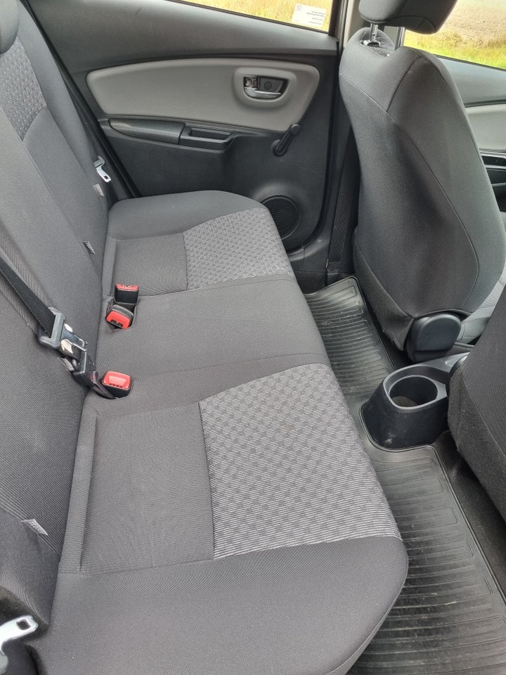 Toyota Yaris 2014, bild 5/6