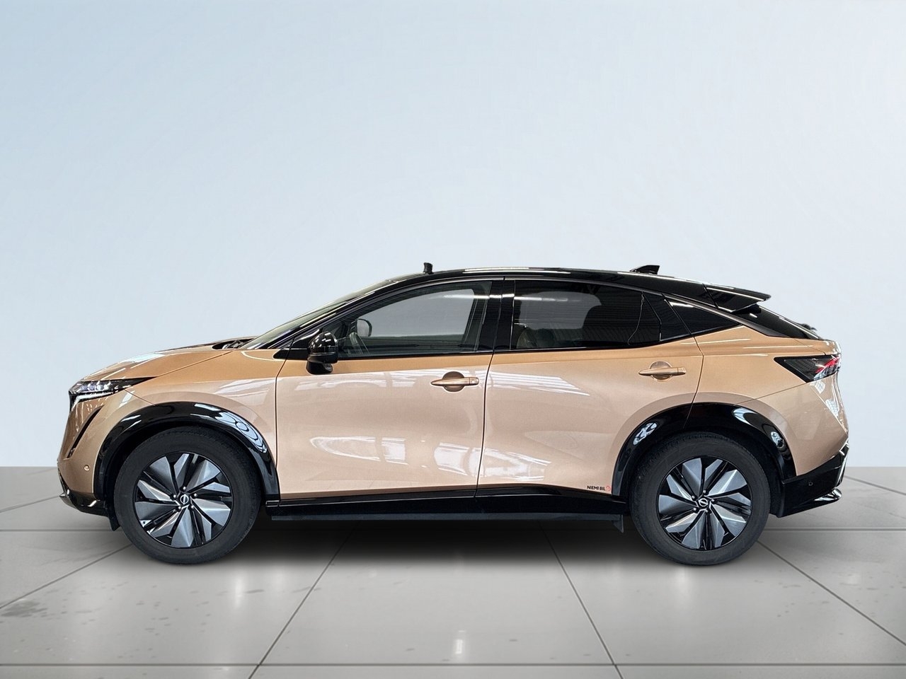 Nissan Ariya 2024, bild 4/10