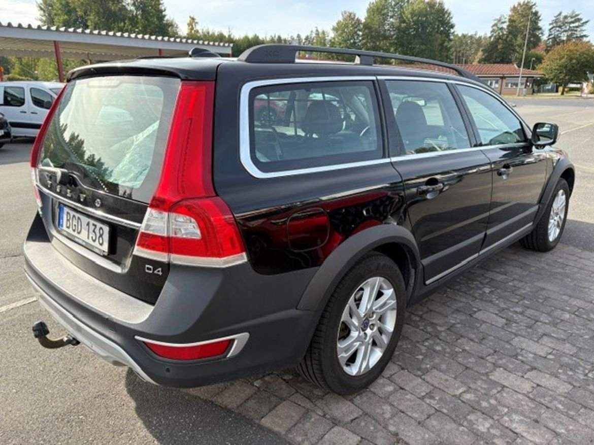 Volvo XC70 D4, kamrem bytt, drag 2014, bild 3/6