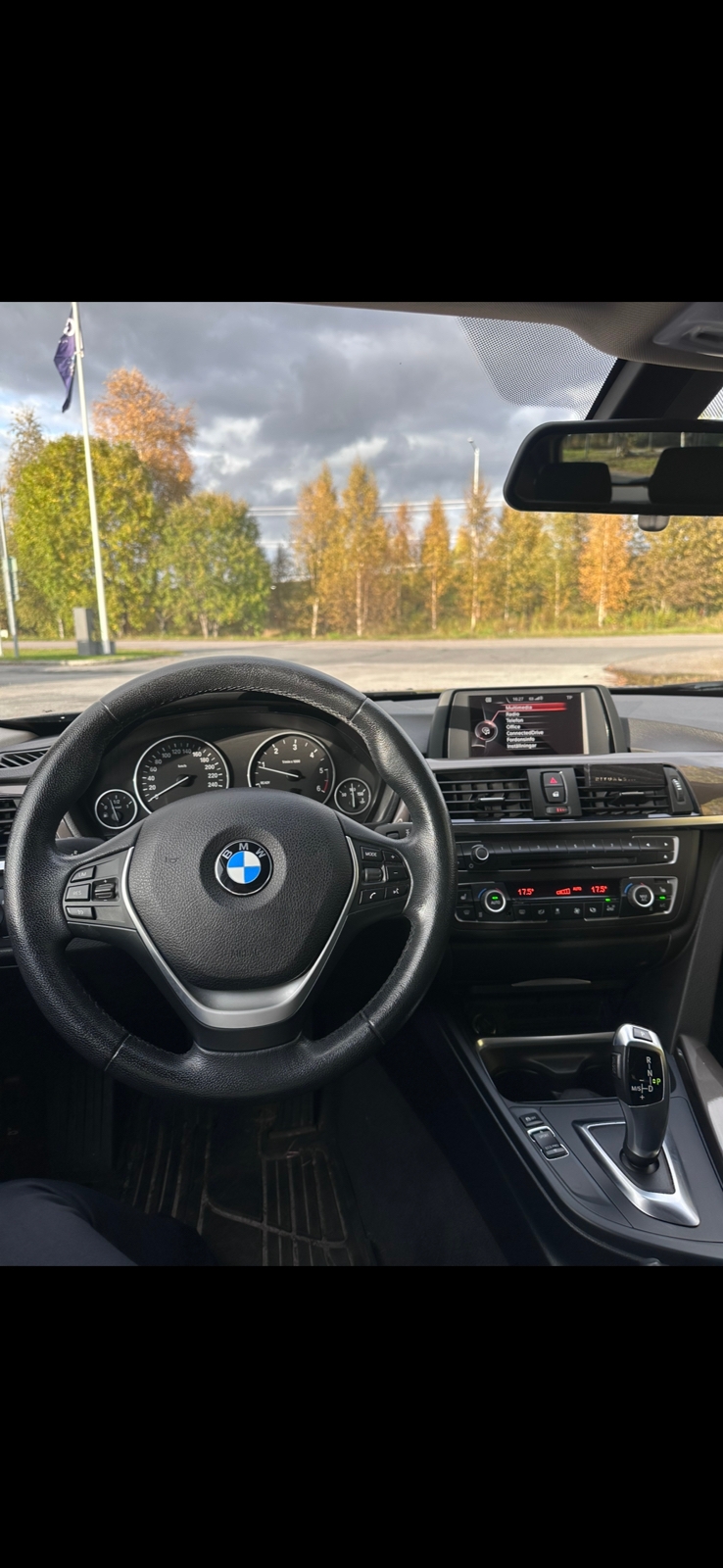 BMW 320 d xDrive Touring Steptronic 2015, kuva 5/6
