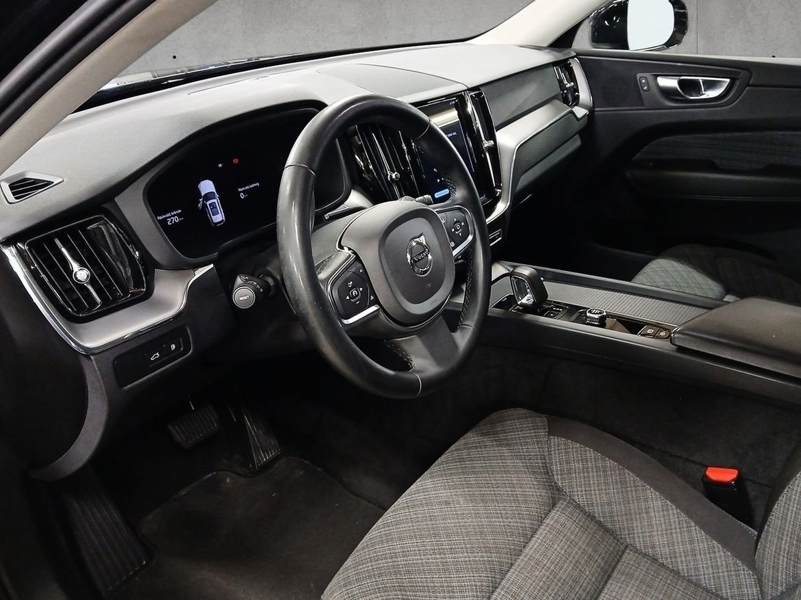 Volvo XC60 Recharge T6 Core Edition 2023, bild 7/10