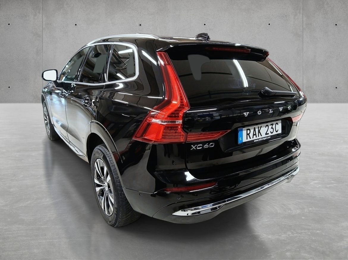 Volvo XC60 Recharge T6 Core Edition 2023, bild 6/10