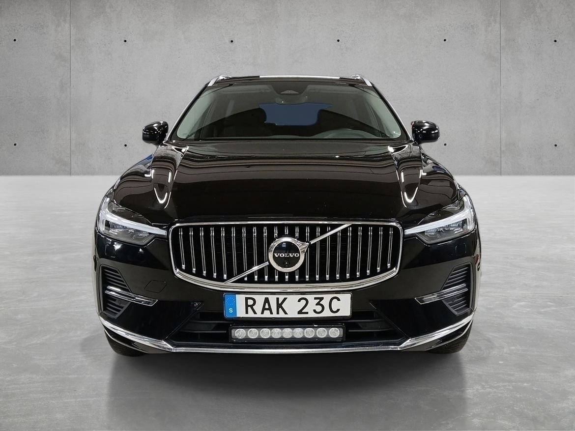Volvo XC60 Recharge T6 Core Edition 2023, bild 2/10