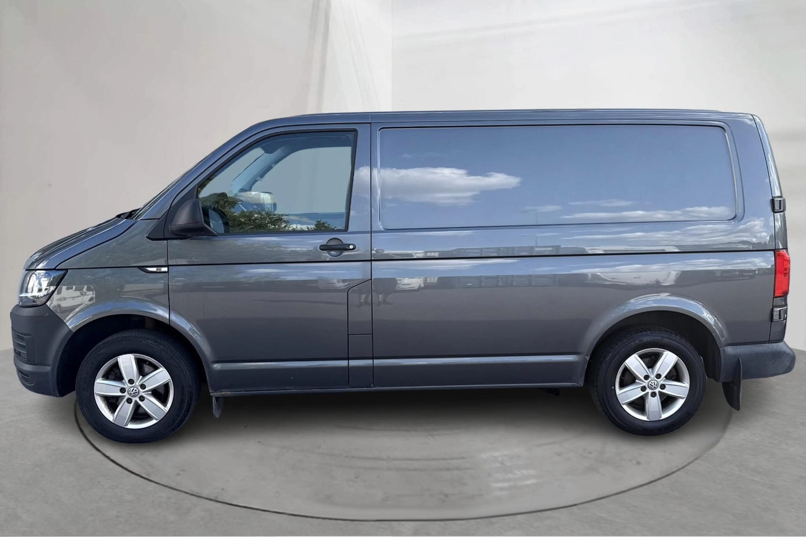 Volkswagen Transporter 2017, bild 7/9