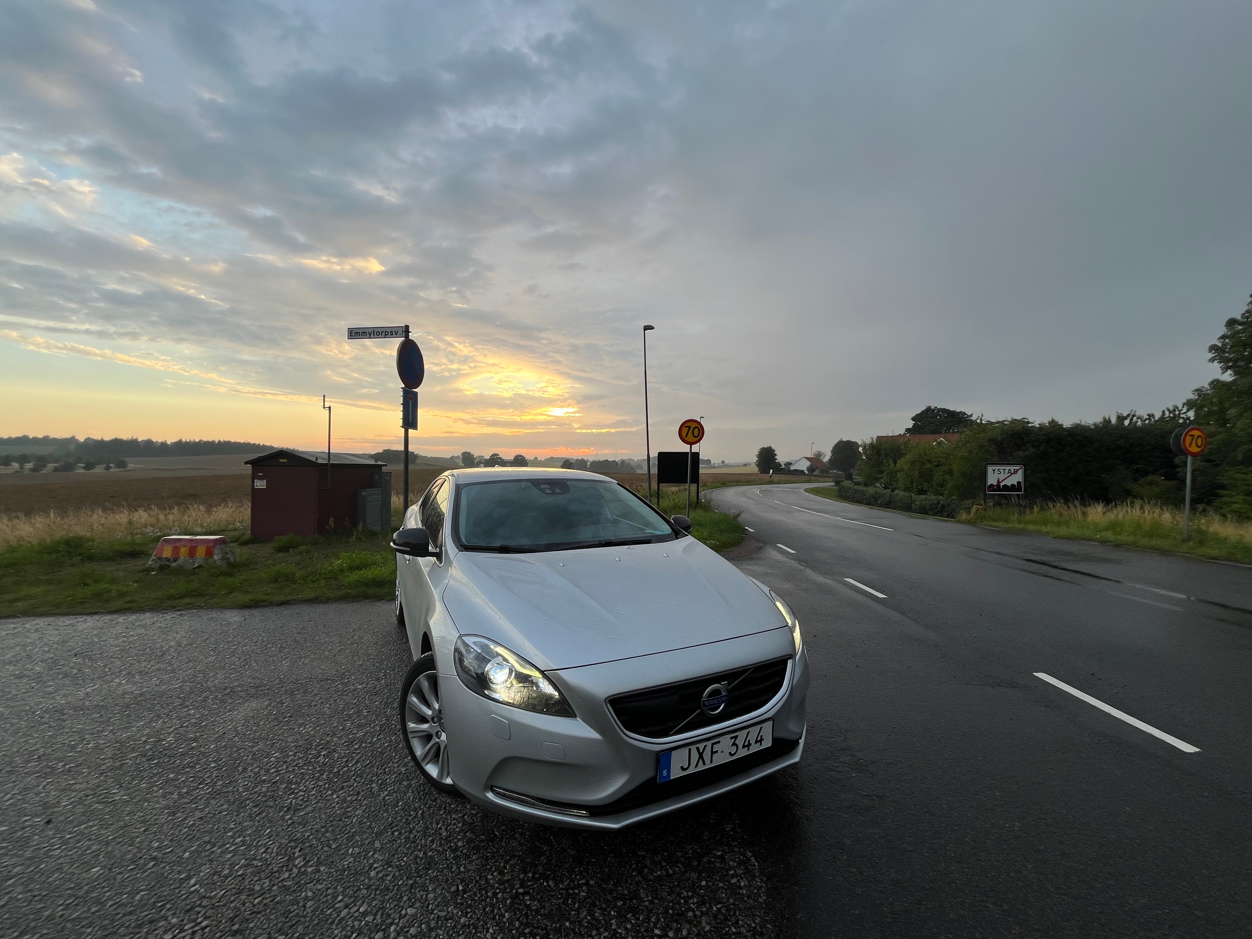 Volvo V40