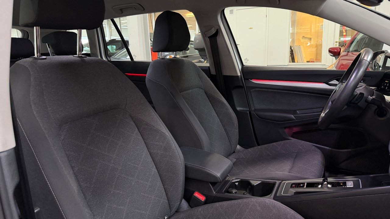 Volkswagen Golf 2024, bild 7/10