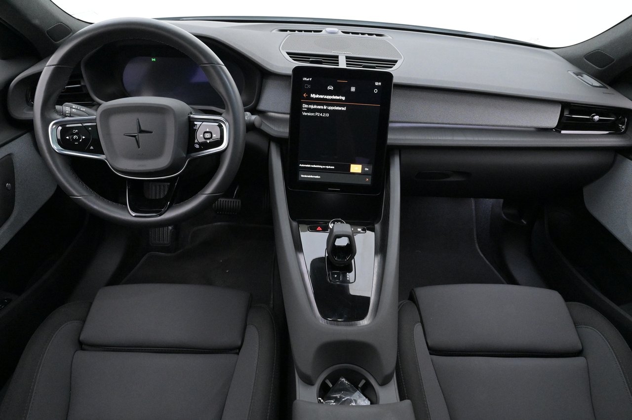 Polestar 2 2023, photo 6/10