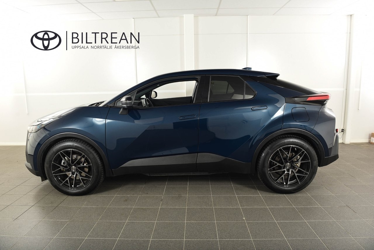 Toyota C-HR PHEV Style Teknikpaket Drag 2024, bild 2/10