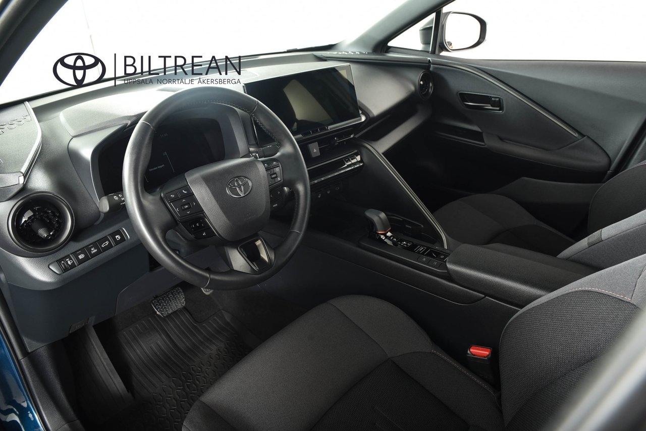 Toyota C-HR PHEV Style Teknikpaket Drag 2024, bild 6/10