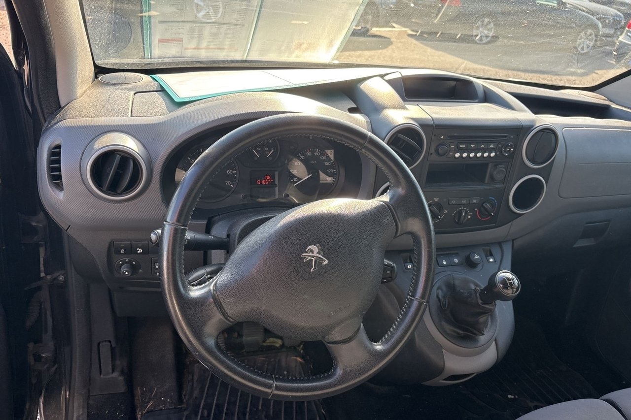 Peugeot Partner Skåpbil 1.6 BlueHDi 2015, kuva 6/10