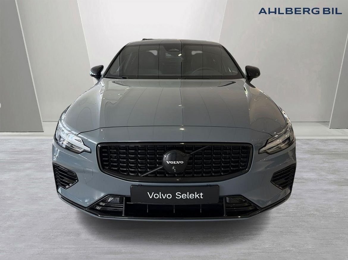 Volvo S60 2024, kuva 4/10