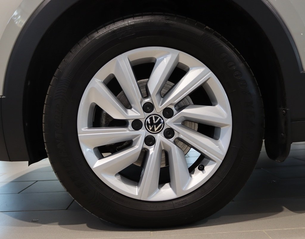 Volkswagen T-Cross TSI 95hk 2023, kuva 2/10