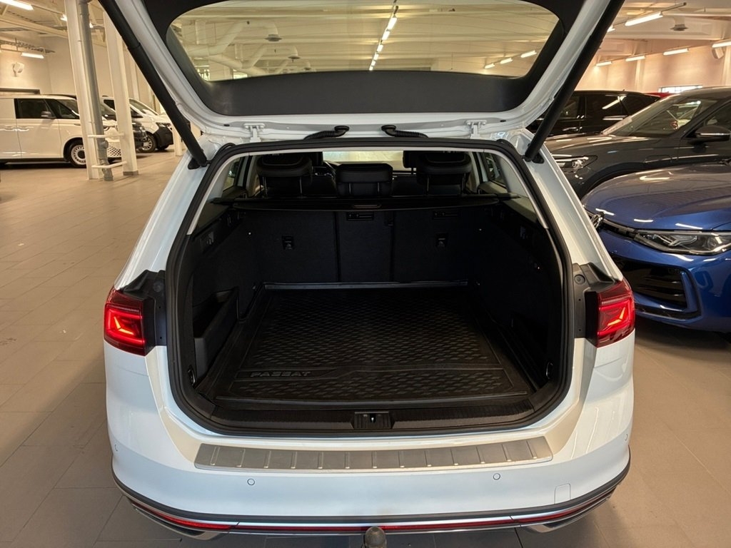Volkswagen Passat 2020, bild 5/9