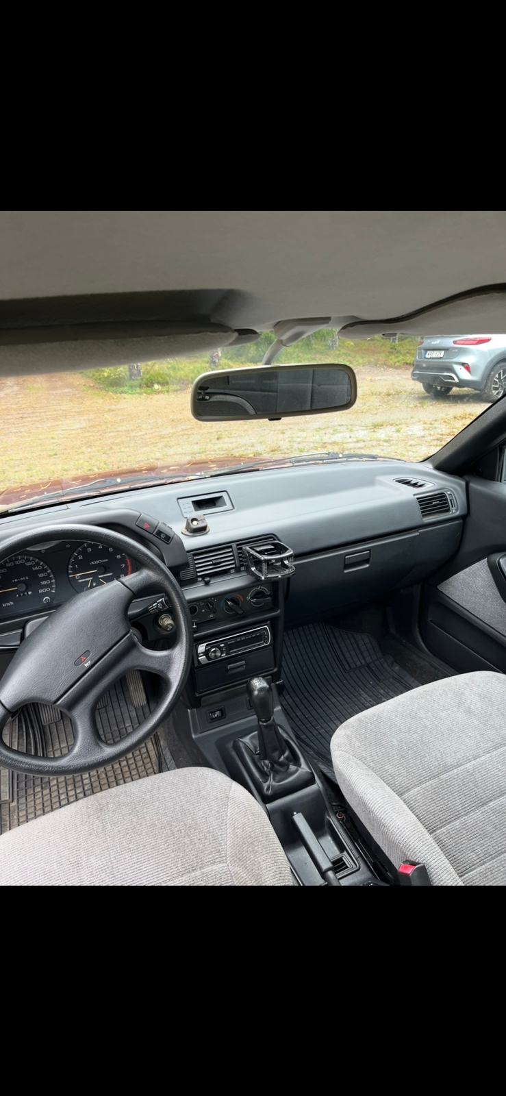 Mitsubishi Lancer 1992, bild 4/7