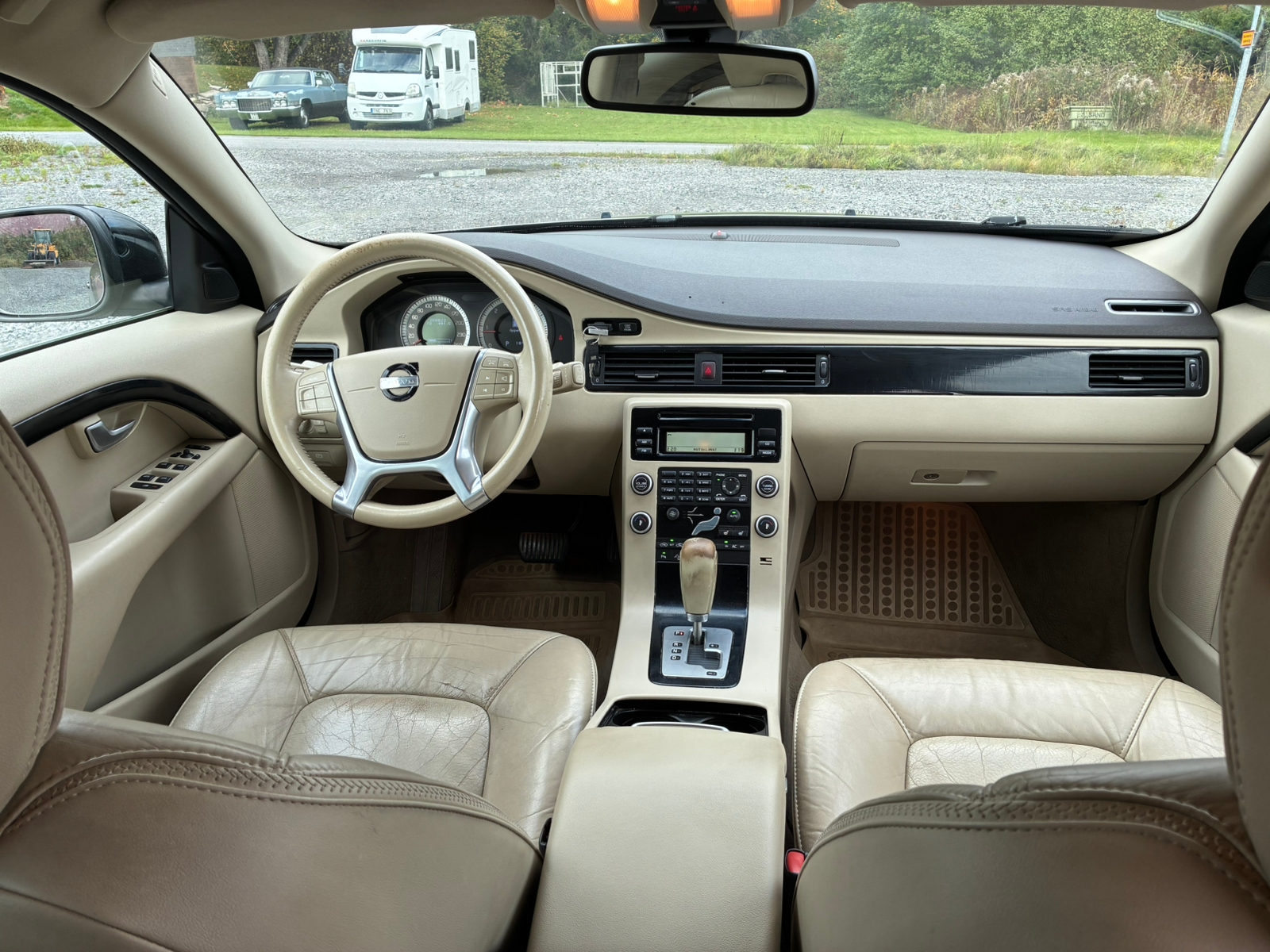 Volvo XC70 2.4D AWD Geartronic 2010, bild 3/7