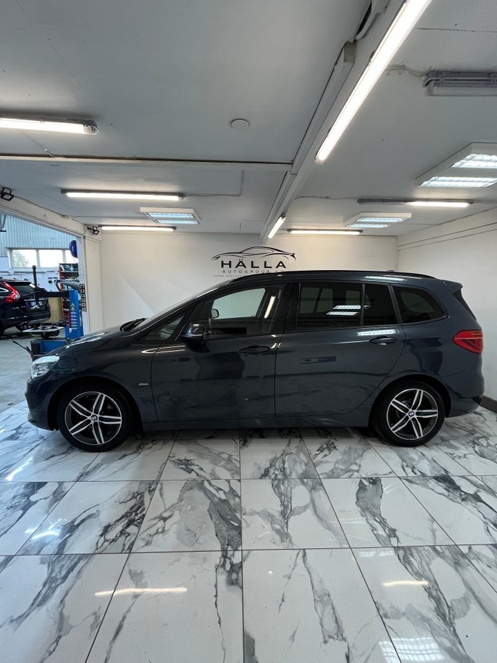 BMW 218 2016, photo 3/10