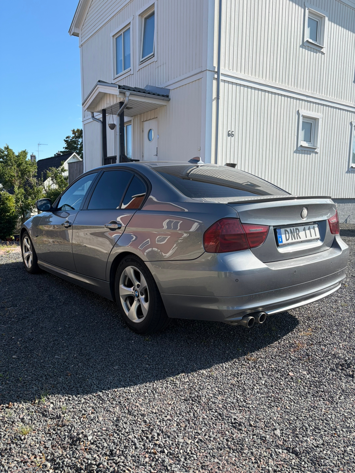 BMW 320 2011, bild 4/6