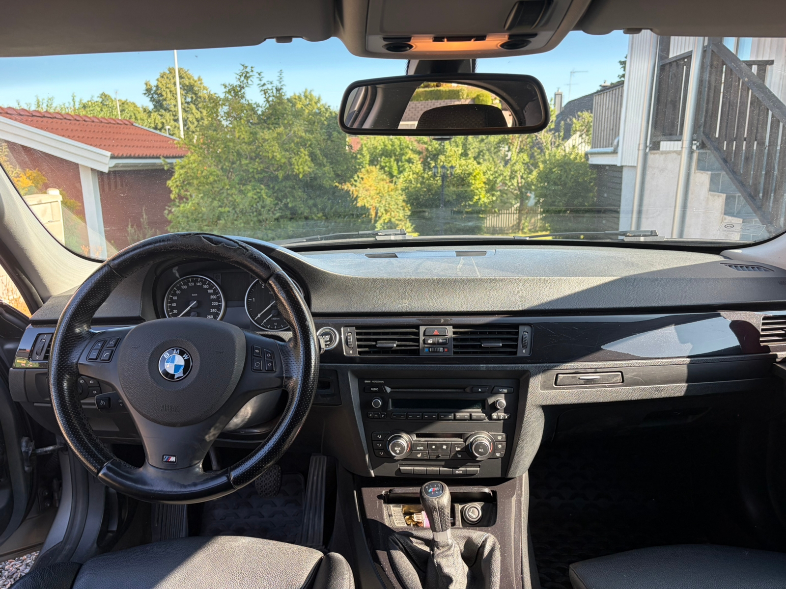 BMW 320 2011, bild 5/6