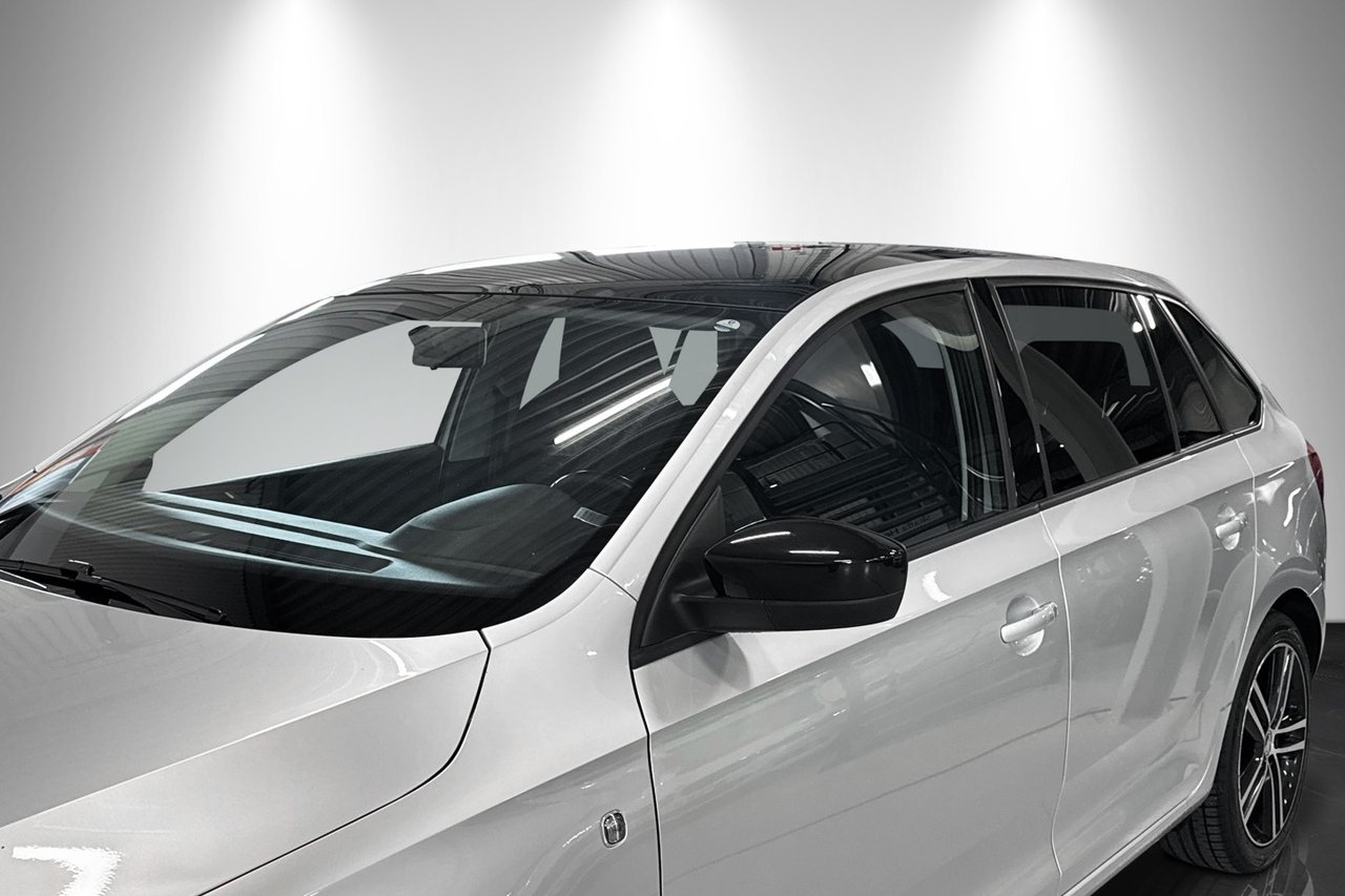 Skoda Rapid Spaceback 1.4 TSI Style Plus 2015, photo 2/10