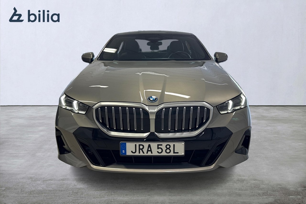 BMW 550 e xDrive M-Sport /B & W 2024, kuva 5/10