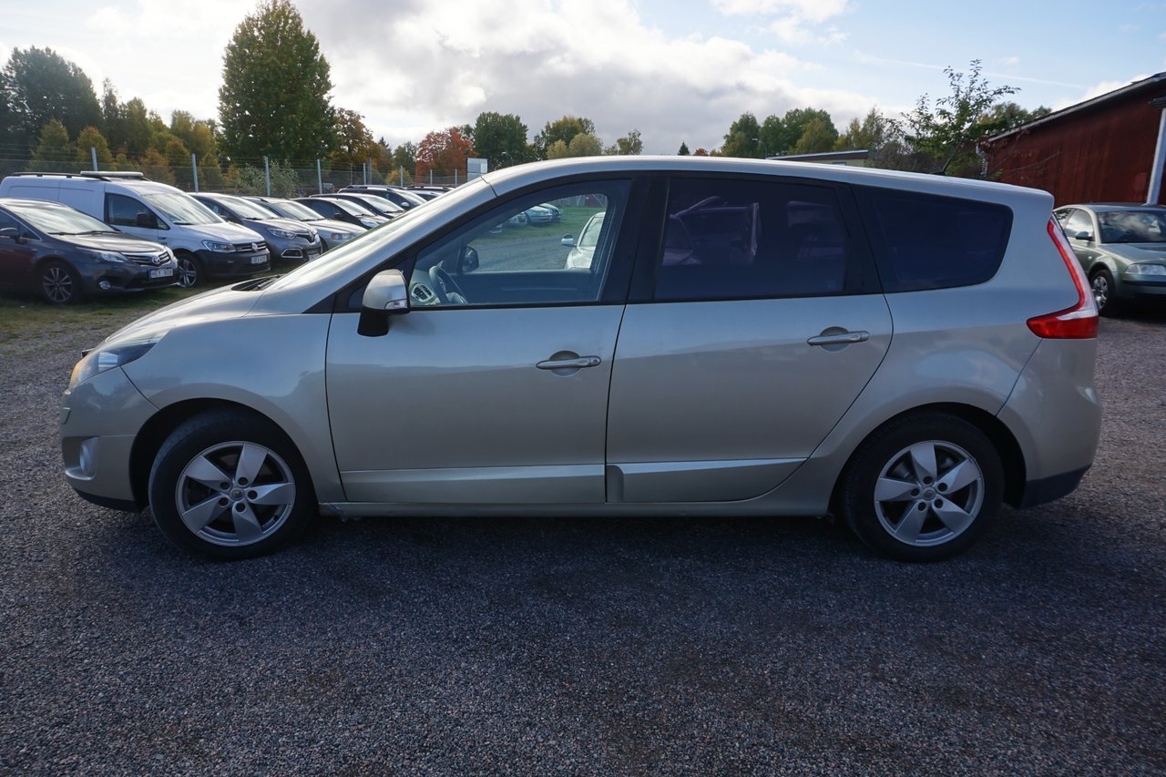 Renault Grand Scenic 2011, kuva 4/8