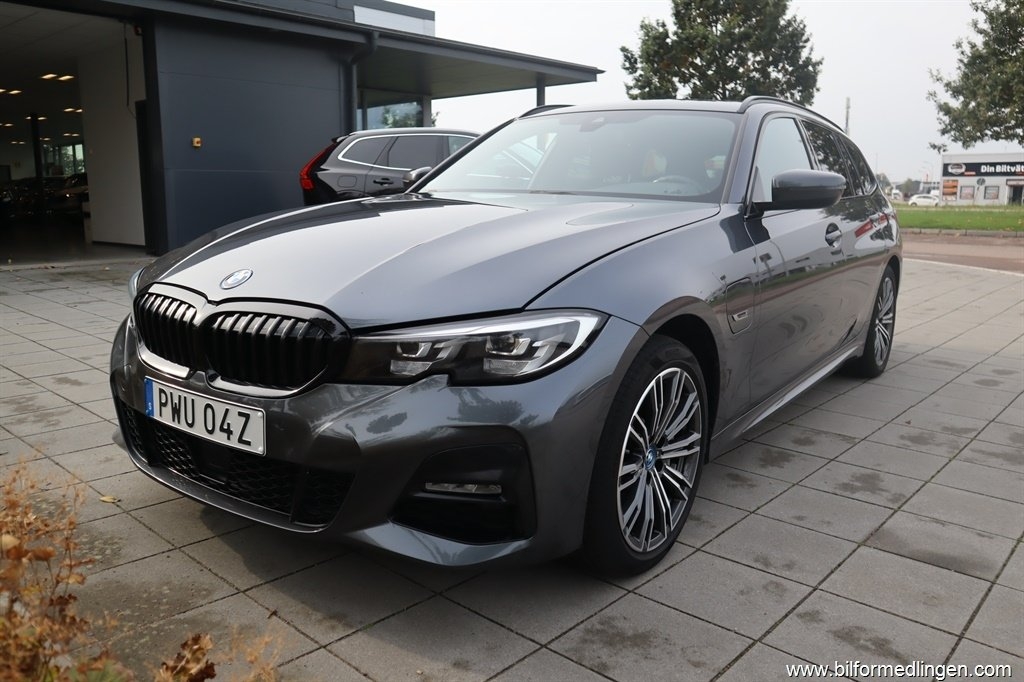 BMW 330 e xDrive Touring 292hk 2022, bild 2/10