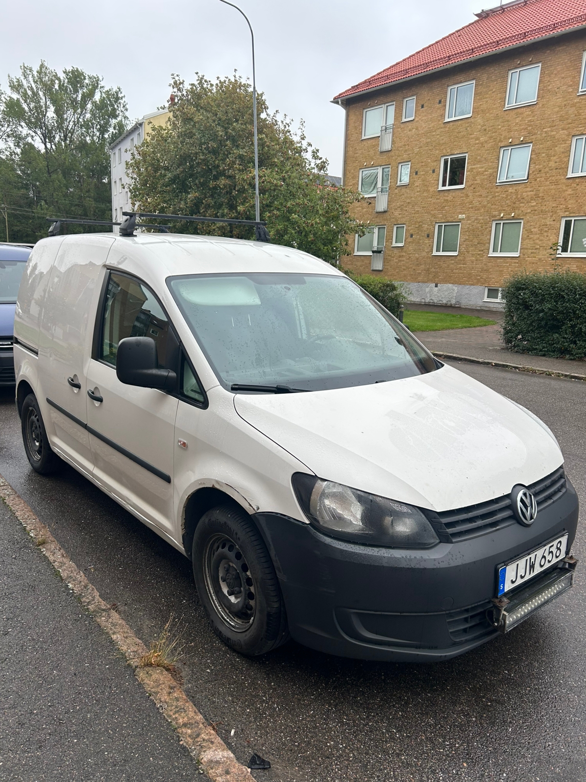 Volkswagen Caddy Skåpbil 1.6 TDI Manuell 2015, photo 5/6