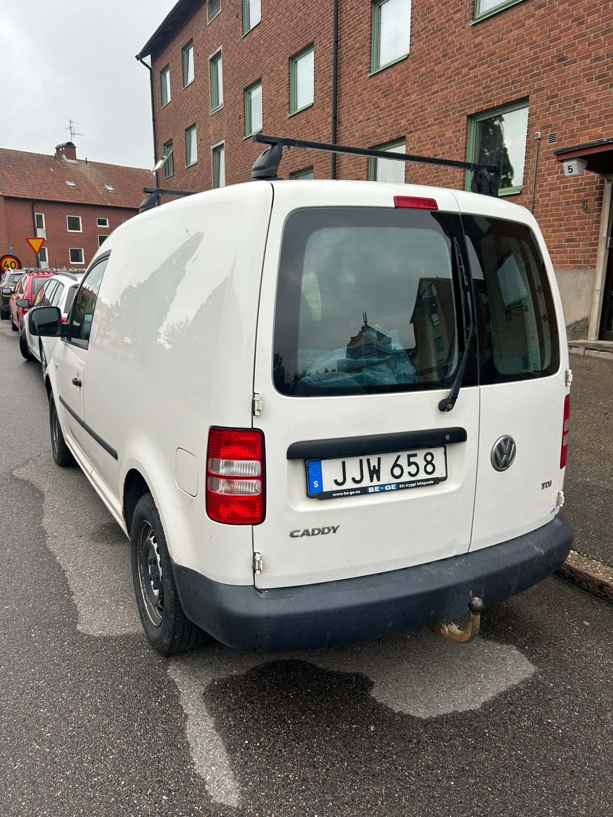 Volkswagen Caddy Skåpbil 1.6 TDI Manuell 2015, photo 3/6