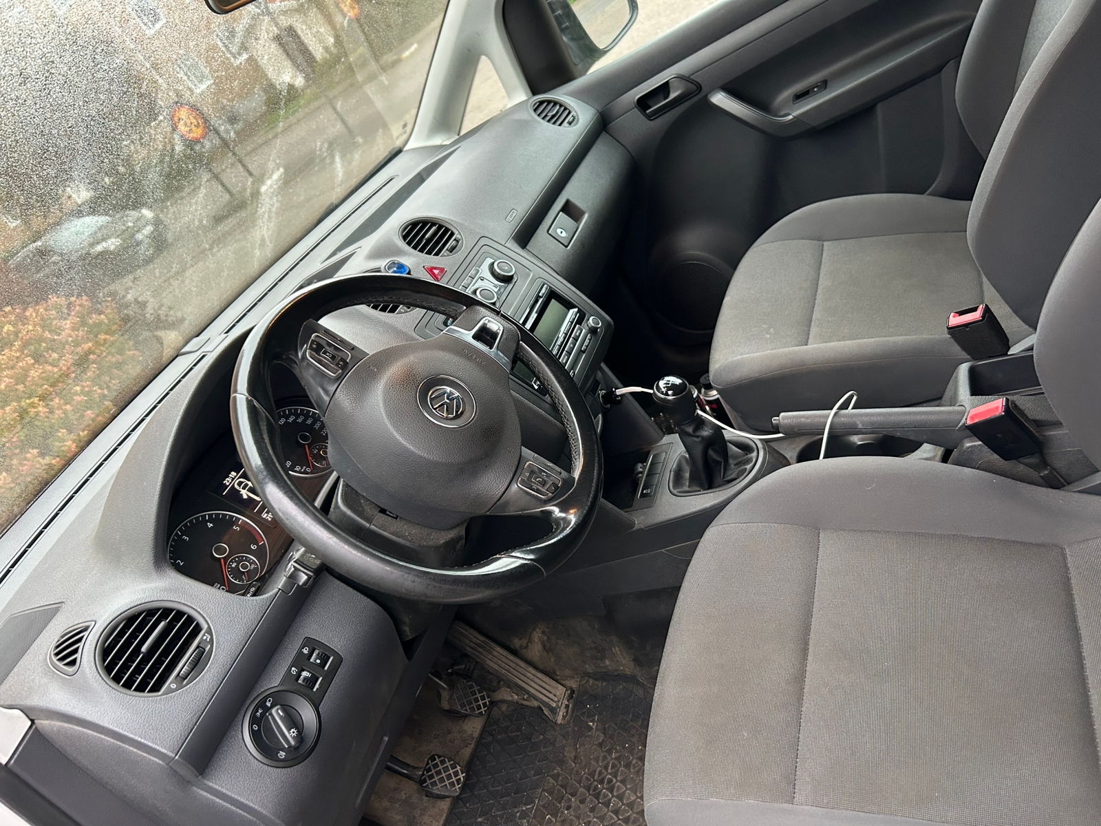 Volkswagen Caddy Skåpbil 1.6 TDI Manuell 2015, photo 6/6