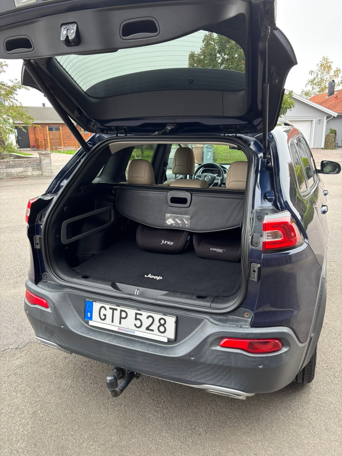 Jeep Cherokee 2.0 CRD 4WD Automatisk 2015, bild 4/8