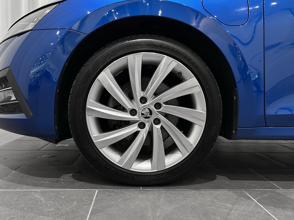 Skoda Octavia Combi iV 204hk DSG 2021, kuva 5/10