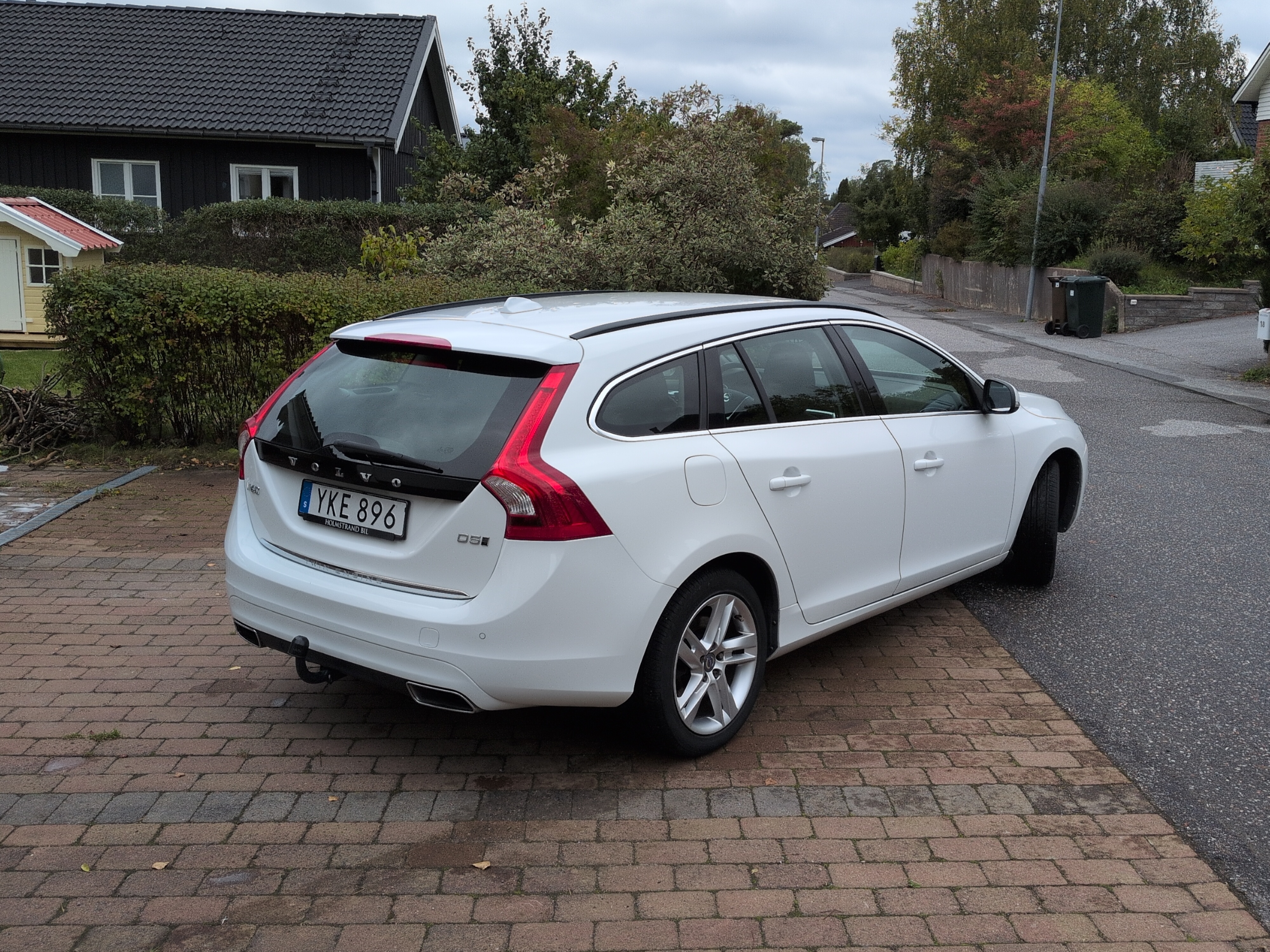 Volvo V60 2017, bild 2/6