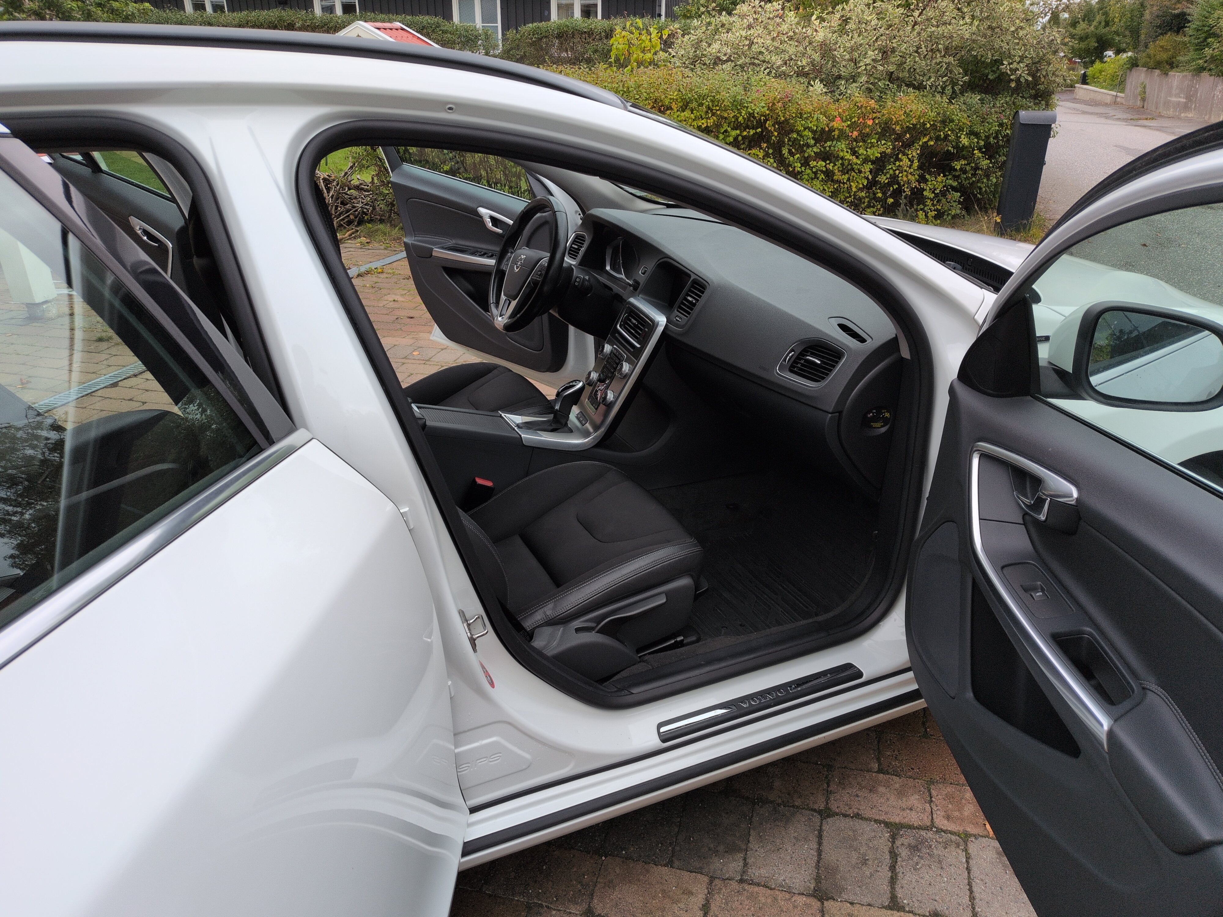 Volvo V60 2017, bild 4/6