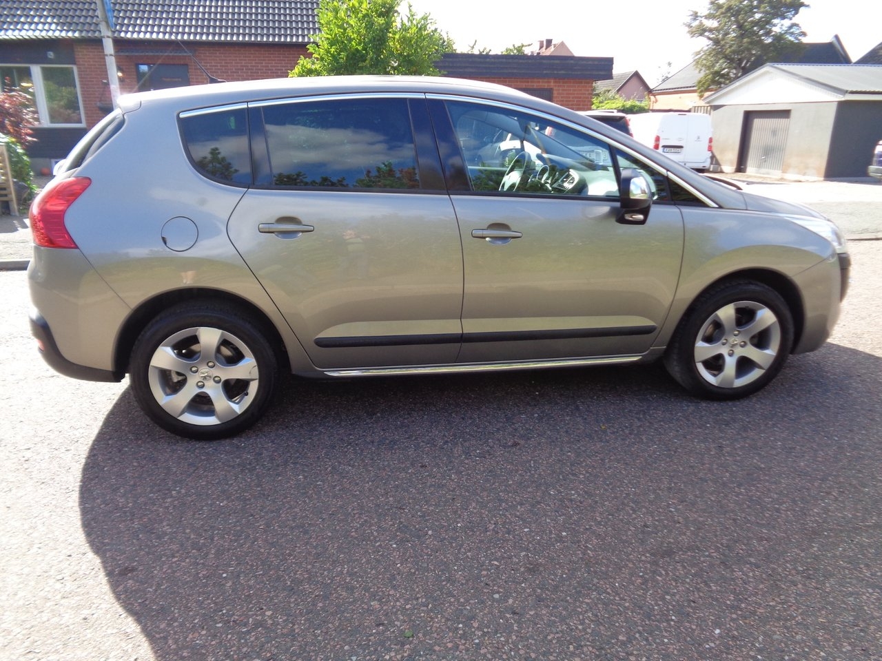 Peugeot 3008 1.6 HDi FAP EGS Euro 4 2010, bild 6/10