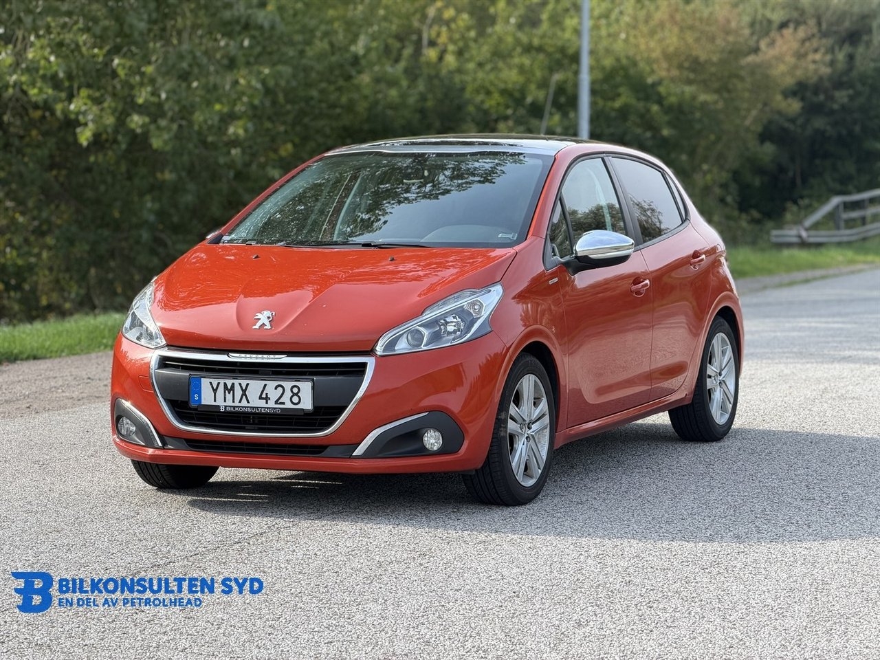 Peugeot 208 5-dörrar 1.2 VTi Manuell 2017, bild 3/10