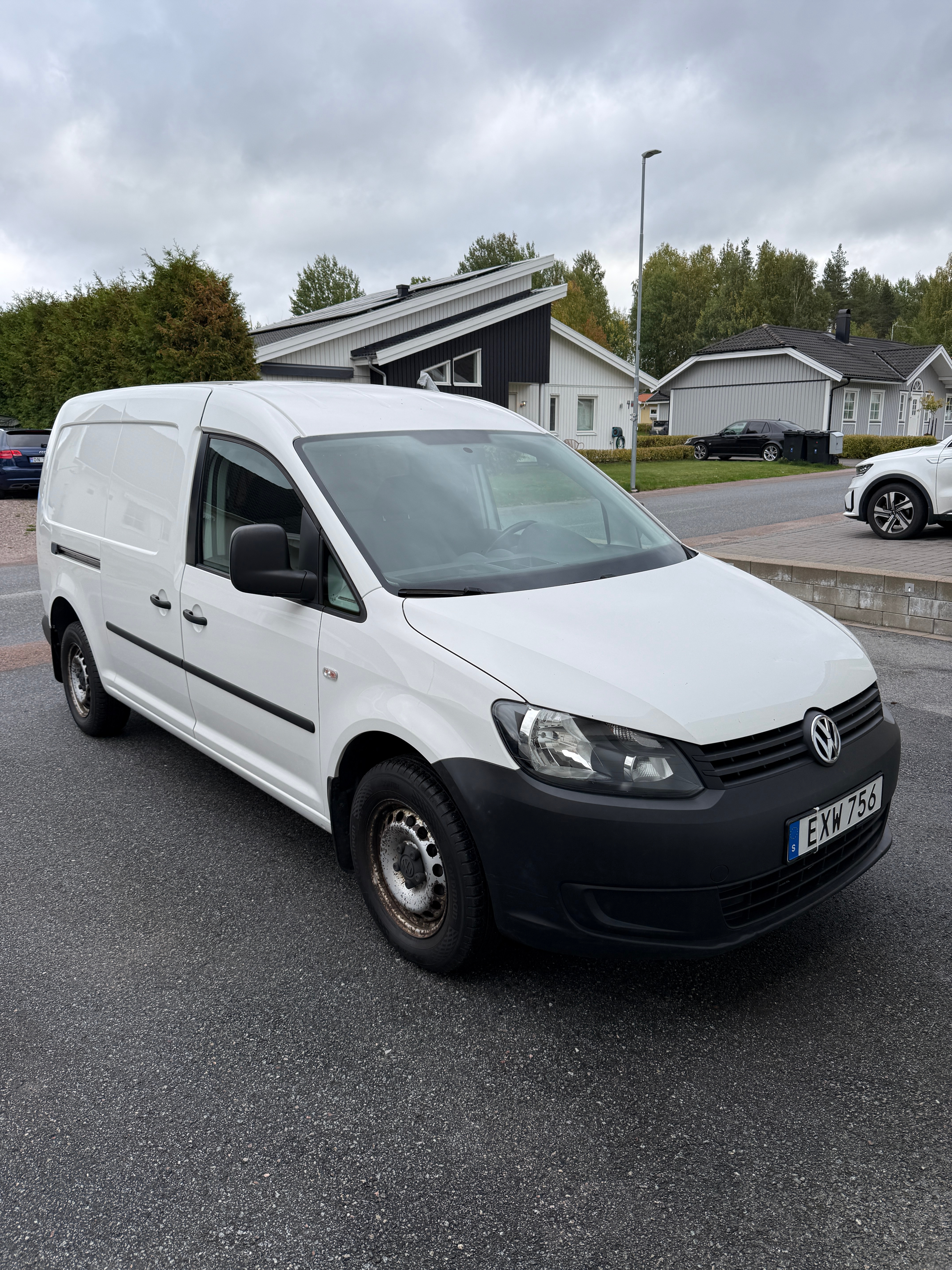 Volkswagen Caddy Maxi 2015, bild 2/4