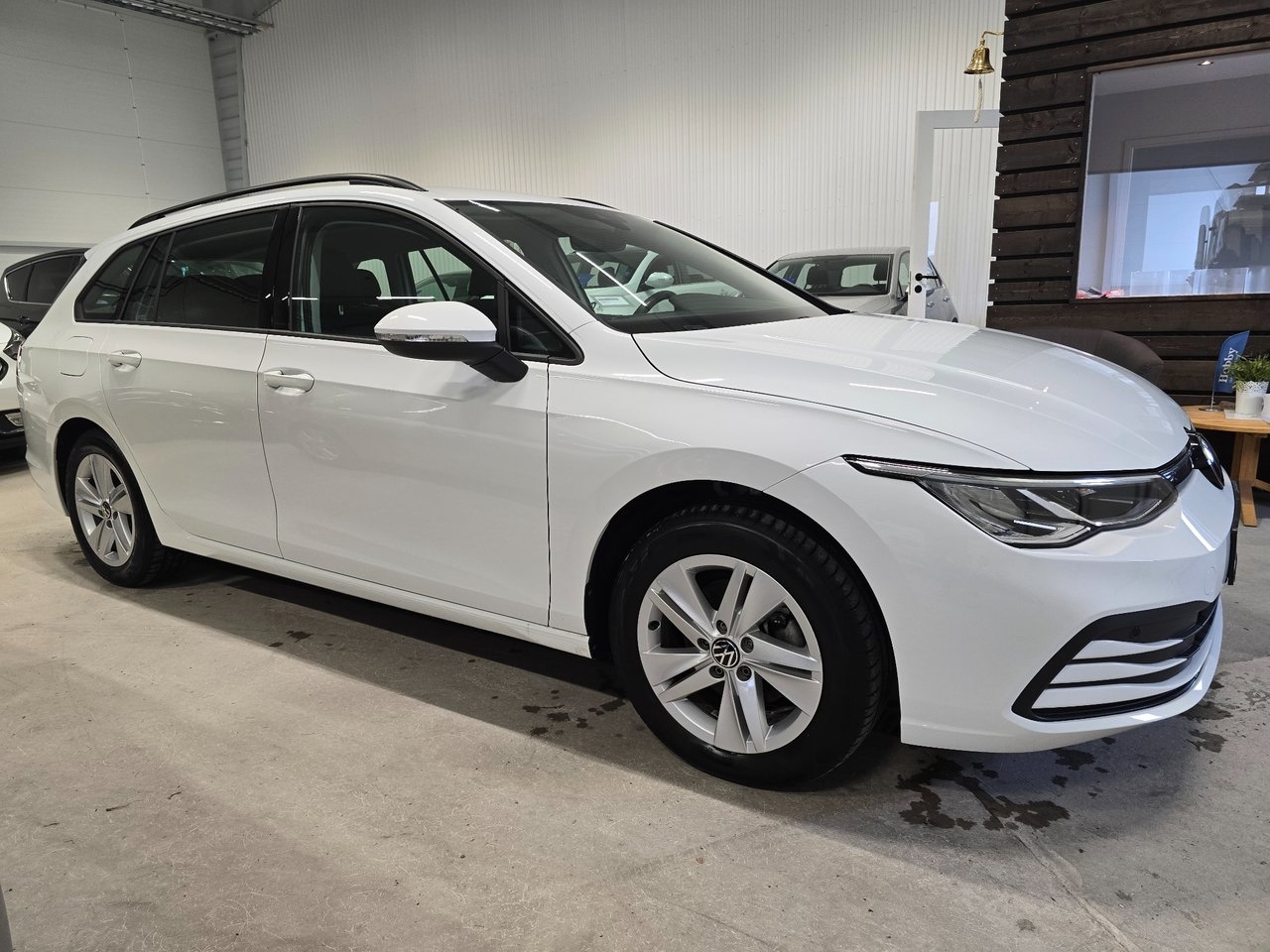 Volkswagen Golf SC 1.5 eTSI ACT Base 2023, bild 4/10