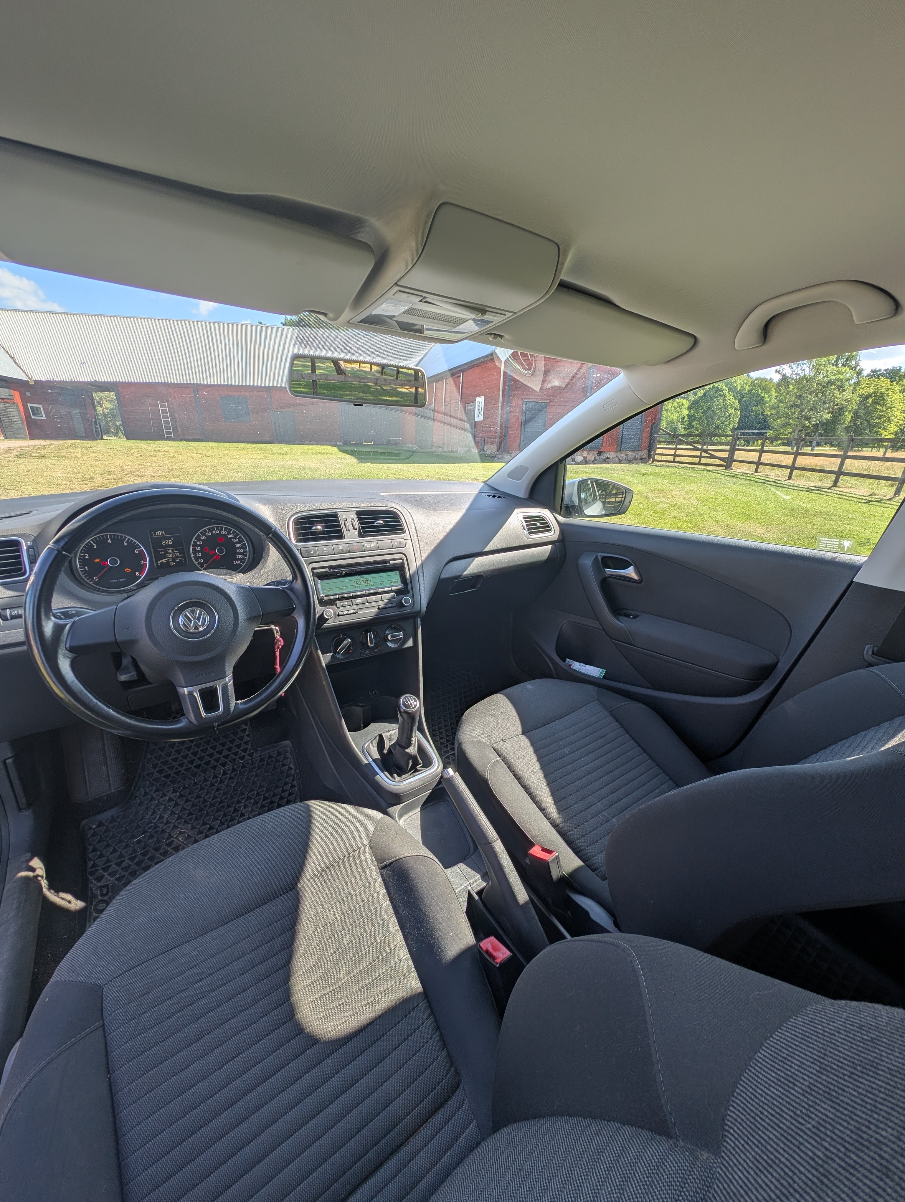 Volkswagen Polo 5-dörrar 1.4 MPI Manuell 2011, bild 5/8