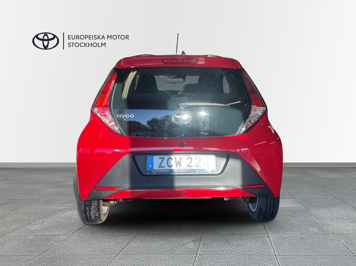 Toyota Aygo 1,0 5D X-PLAY 2018, bild 4/12